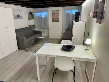 Monolocale Contrà Cornoleo, Centro Storico, Vicenza