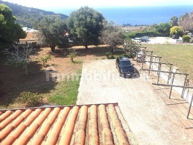 Villa unifamiliare Località Petto Bianco, Ricadi