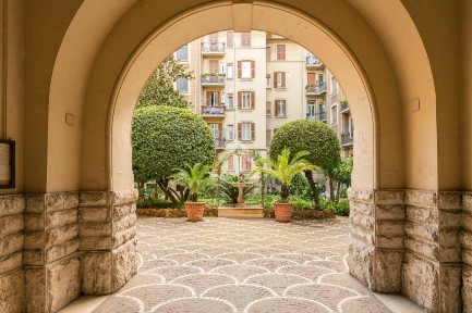 Quadrilocale via sebino 16, Trieste - Coppedè, Roma