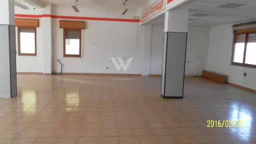 Locale commerciale in Affitto