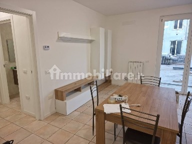 Bilocale nuovo, piano terra, Centro, Legnago