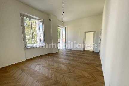 Quadrilocale viale Zara 19, Mare, Pesaro