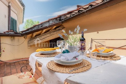 Mansarda via San Girolamo, Piazza Napoleone - San Michele, Lucca