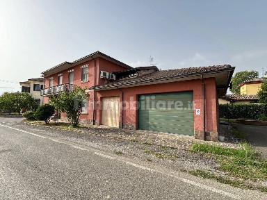 Appartamento frazione Chero 58, Chero, Carpaneto Piacentino
