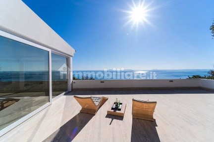 Villa unifamiliare via del Faro, Centro, San Felice Circeo