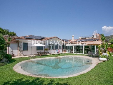 Villa unifamiliare via Anxur, Centro Storico, Terracina