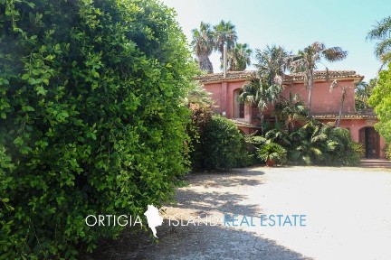 Villa unifamiliare, buono stato, 436 m², Carrozziere - Sacramento, Siracusa