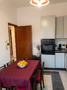 Appartamento in villa, da ristrutturare, 100 m², Belvedere - Tremmilia, Siracusa