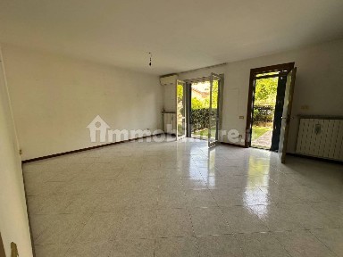 Villa a schiera via Tripoli, Stezzano