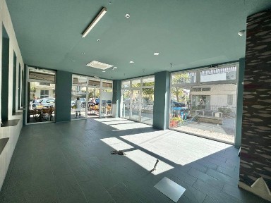 Locale commerciale in Affitto