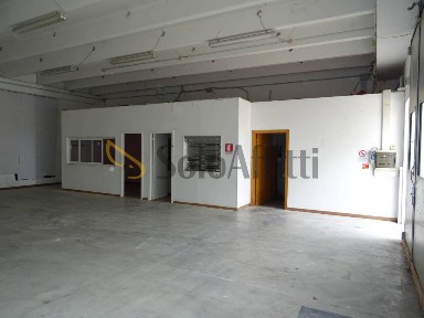 Magazzino - Deposito in Affitto