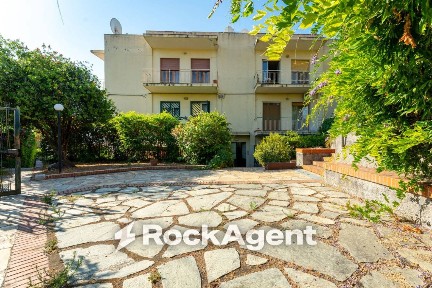 Appartamento via Litteri, 9, Aci Trezza, Aci Castello