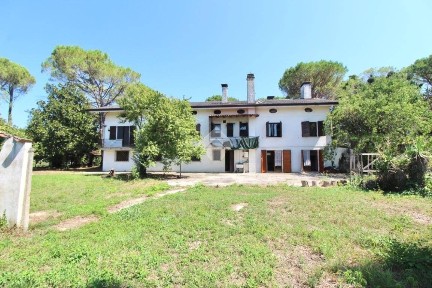 Fossalta di Portogruaro, Via Mocenigo, 9