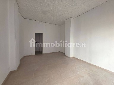 Locale commerciale in Affitto