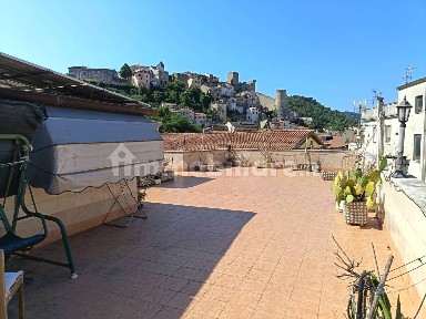 Quadrilocale via Civita Farnese 30, Centro, Itri