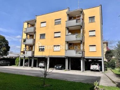 Quadrilocale via Aldo Moro, 23, Centro, Aprilia