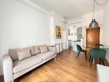 Bilocale via Varese, 4, Moscova, Milano