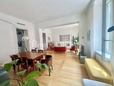 Trilocale via Solferino 18, Turati, Milano