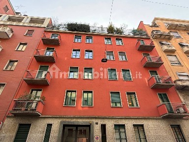 Trilocale via Antonio Dugnani 3, Solari, Milano