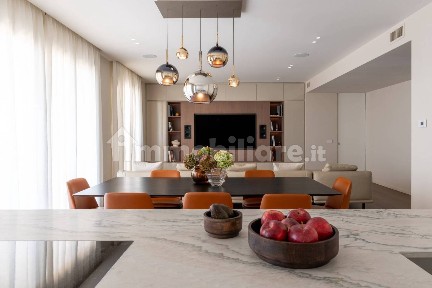Appartamento via Flavio Gioia 6, Monte Rosa - Lotto, Milano