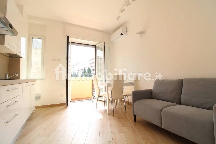 Trilocale via Giosuè Borsi 2, Navigli - Darsena, Milano