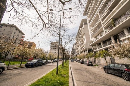 Trilocale via del Futurismo 31, Santa Giulia, Milano