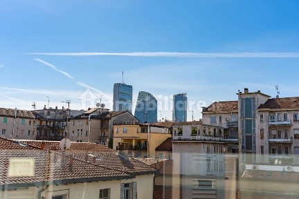 Trilocale via Cenisio 81, Sempione, Milano