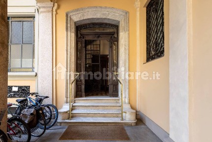 Bilocale via Montebello 30, Turati, Milano