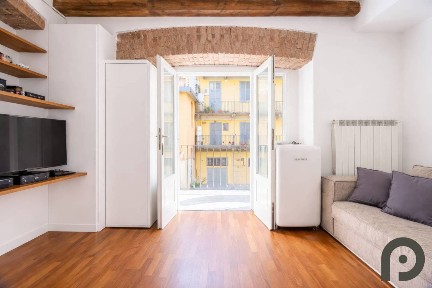 Bilocale via Federico Confalonieri 11, Isola, Milano