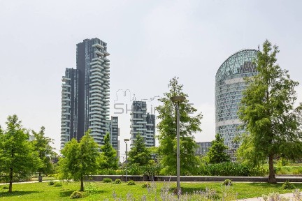 Trilocale via Ercole Oldofredi, Isola, Milano