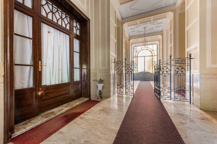 Trilocale piazza Giuseppe Grandi 7, Plebisciti - Susa, Milano