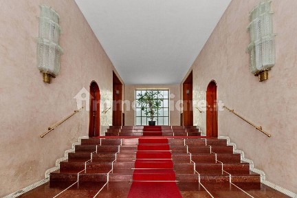 Quadrilocale via Gian Carlo Castelbarco 5, Bocconi, Milano