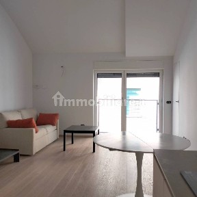 Trilocale via Pietro Cavalcabò 4, Solari, Washington, Milano