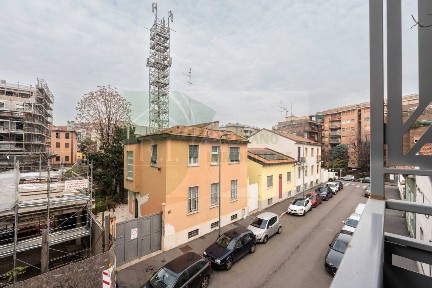 Trilocale via Giovanni da Verrazzano 28, Crescenzago, Milano