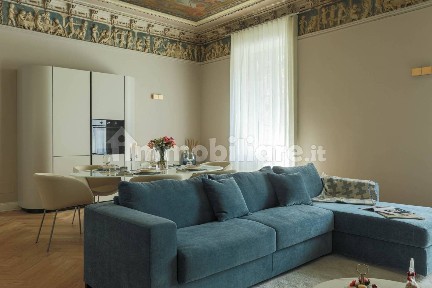 Bilocale viale Tibaldi 21, Corso San Gottardo, Milano