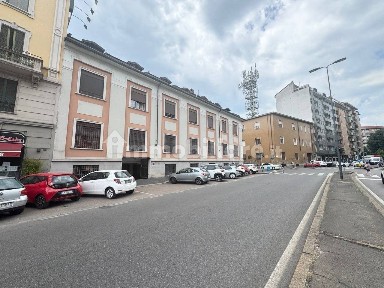 Bilocale via Bessarione 1, Corvetto, Milano