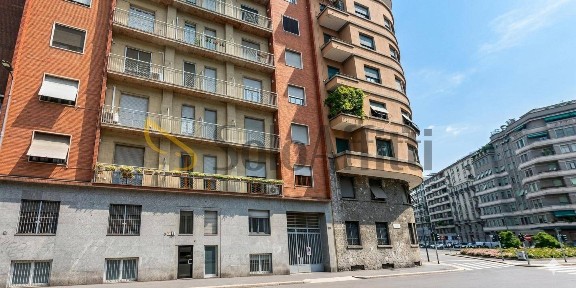Appartamento via Giovanni Pierluigi da Palestrina 14, Centrale, Milano