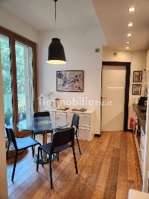 Appartamento viale Luigi Majno 45, Palestro, Milano