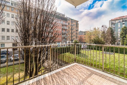 Trilocale via Carlo Ilarione Petitti 16, Portello - Parco Vittoria, Milano
