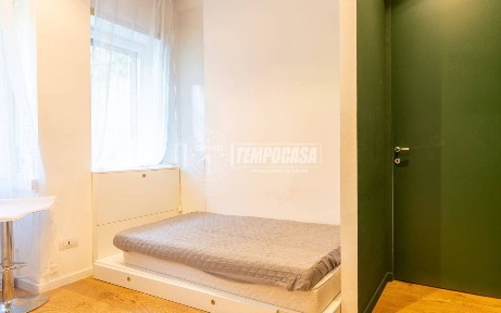 Monolocale viale Papiniano 45, Corso Genova, Milano