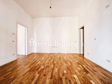 Bilocale viale Puglie, 20a., Bologna - Sulmona, Milano