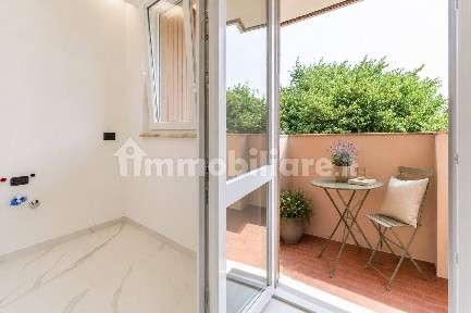 Trilocale viale Giovanni Suzzani 284, Bignami - Ponale, Milano