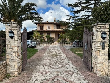 Casale via Castel del Monte, Corato