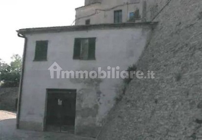Rustico - casale all'asta via Cuppio, Pergola