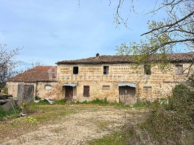 Casa colonica Strada dei Treponti, Torraccia - Tre Ponti, Pesaro