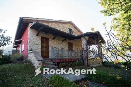Rustico, ottimo stato, 300 m², Buonconsiglio Colombara, Frontone