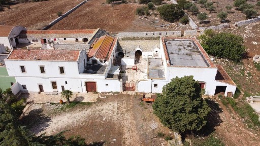 Putignano, Strada Comunale Femminamorta, 9