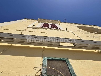 Monopoli, Viale Aldo Moro, 220
