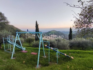 Casale, ottimo stato, 970 m², Colli al Metauro
