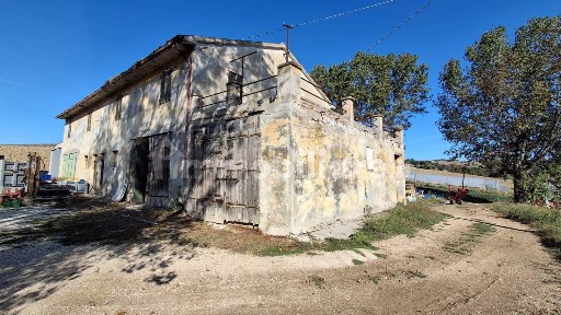 Casa colonica Strada del Rio Grande, San Costanzo